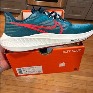 Nike Air Zoom Pegasus 39 Men's Size 10 Blue Grey Athletic Shoes DH4071 302